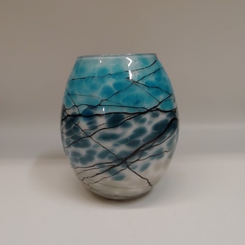 Click to view detail for DB-671 Vase - Aqua  with White 6x5 $75